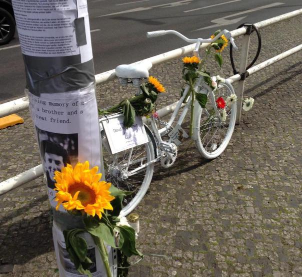 ghostbike_DSolomon_2015-05-23